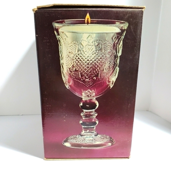 NIB vintage Avon 1978 Heart & Diamond Fostoria Loving Cup scented Candle holder - Picture 1 of 14